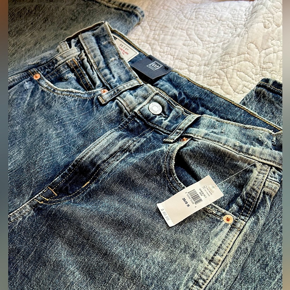 NWT NEVER WORN GAP VINTAGE HIGH RISE FLARE JEANS